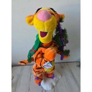 Vintage‎ Telco AS IS Tigger Winnie the Pooh tree plush skating Xmas decor